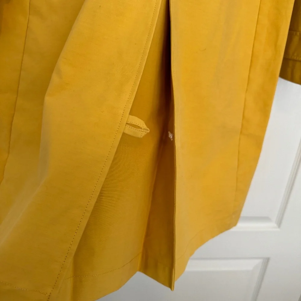 Isaac Mizrahi for Target 20 Years of Design for All, yellow coat, size s… - Picture 12 of 12